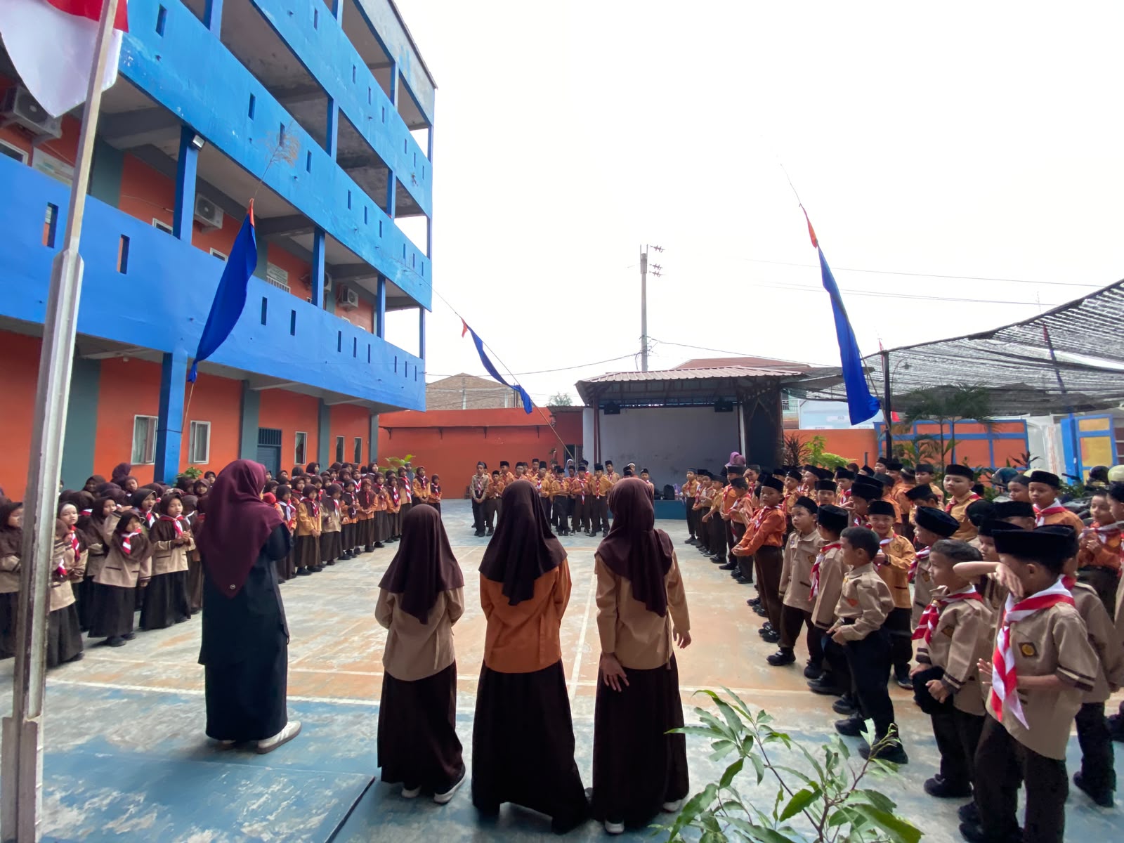 Upacara Pembukaan Latihan Rutin Pramuka Siaga dan Penggalang